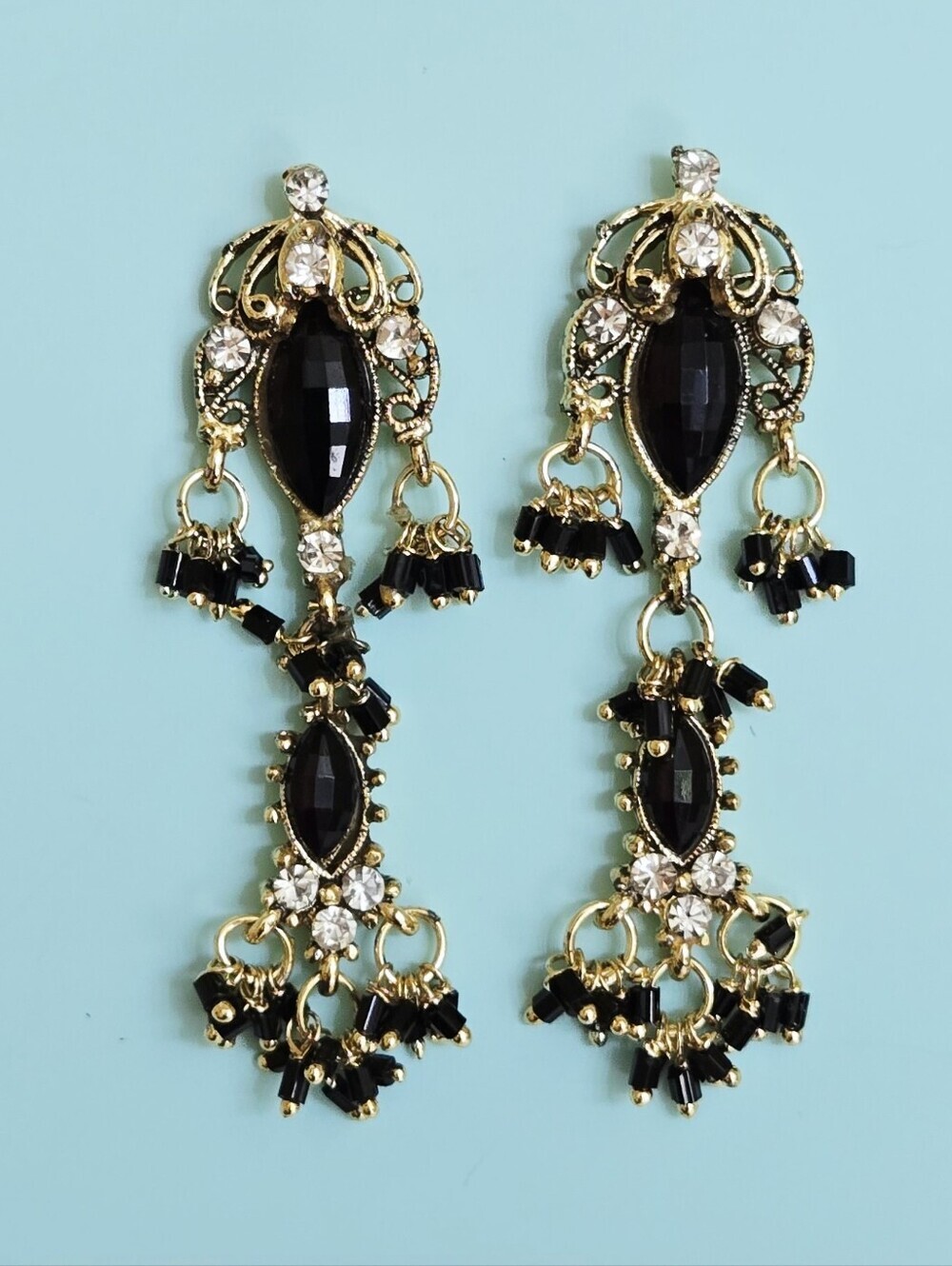 Vintage Black and Gold chandelier earrings - Women Jewelry - Picture 16 of 16
